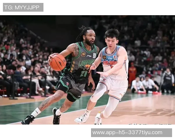 2019年辽宁与新疆半决赛精彩对决回顾与分析