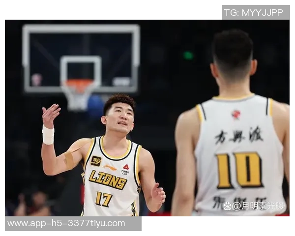 CBA广夏对阵深圳激战在即球迷期待精彩对决与精彩表现